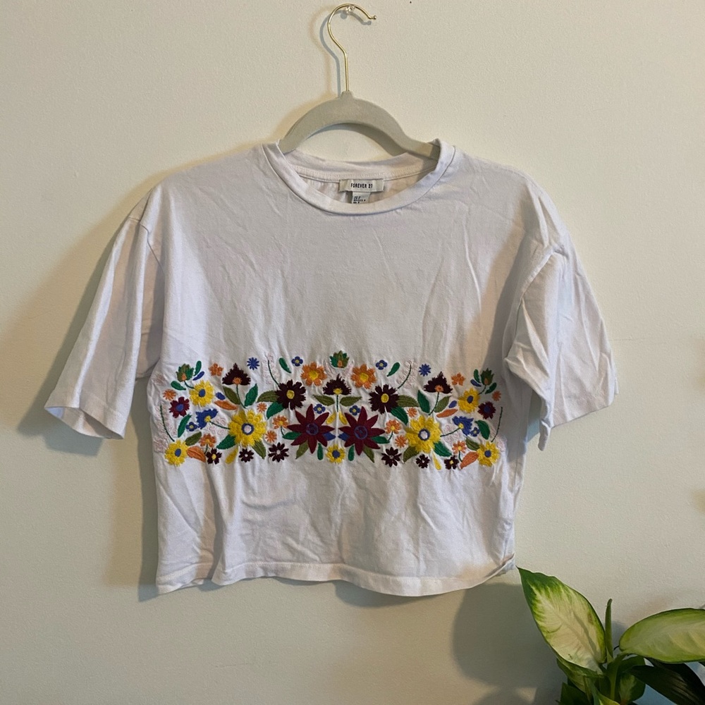 Forever 21 Floral crop top